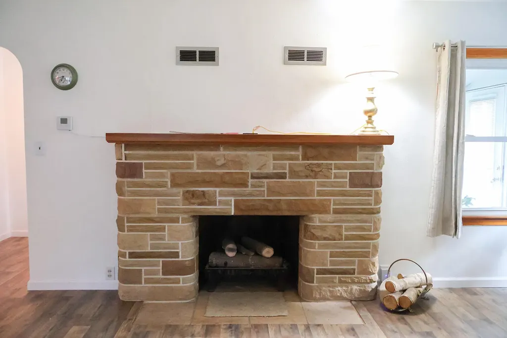114 E Southeastern Avenue E Galien Village MI 49113