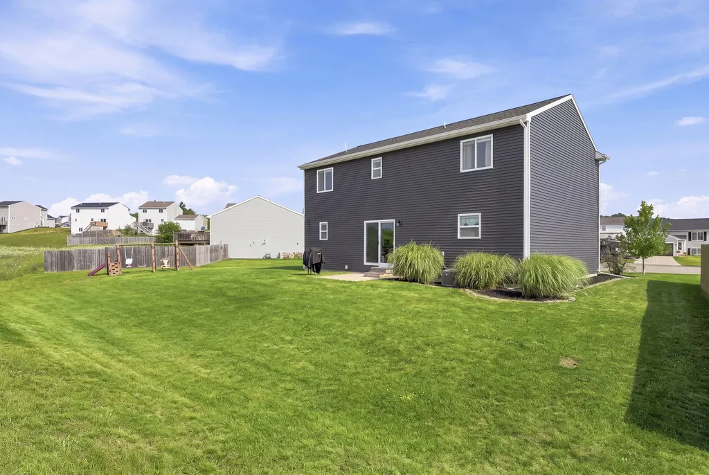 835 Misty Ridge Drive Middleville Village MI 49333