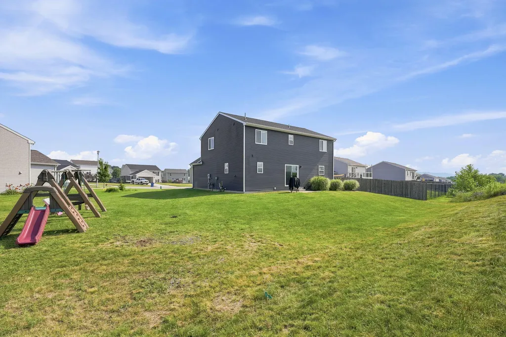 835 Misty Ridge Drive Middleville Village MI 49333