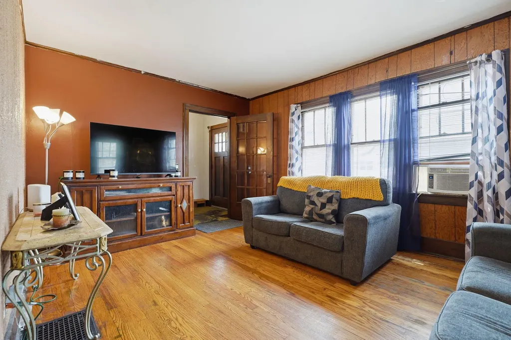 431 Delaware Street SE Grand Rapids City MI 49507