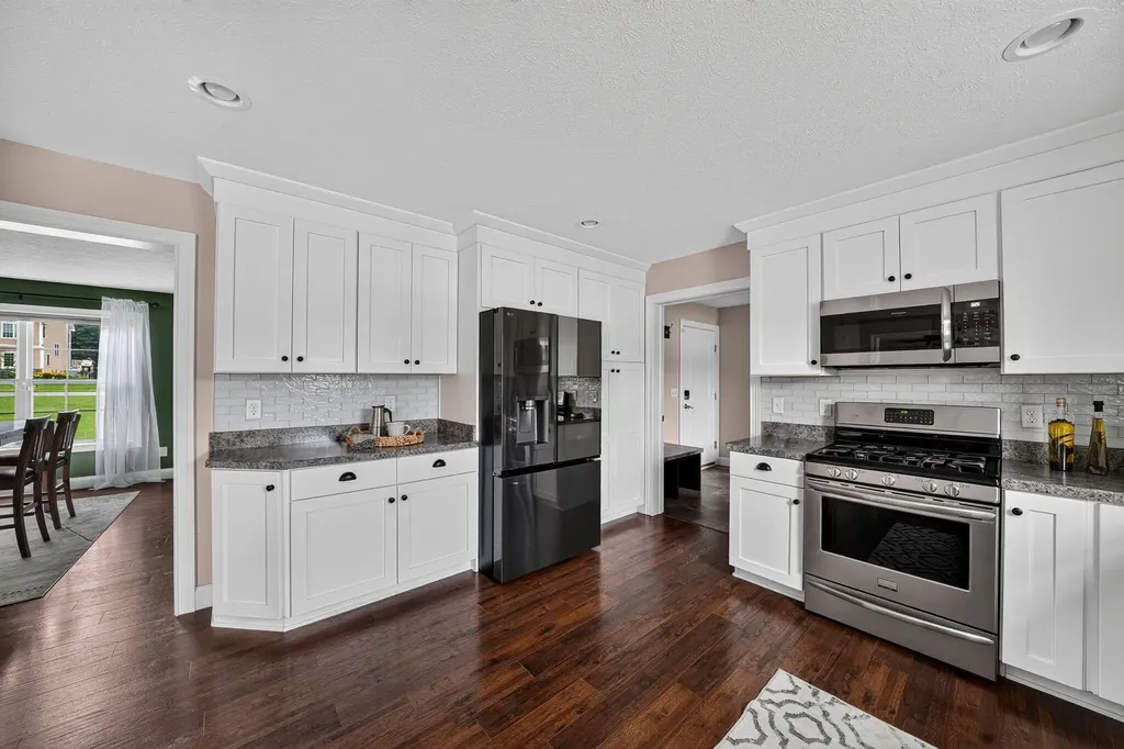 66155 Blackberry Jefferson Township MI 49112