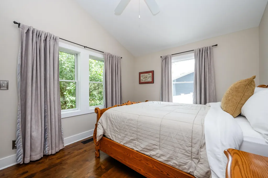 4980 Spring Creek Road Three Oaks Township MI 49128