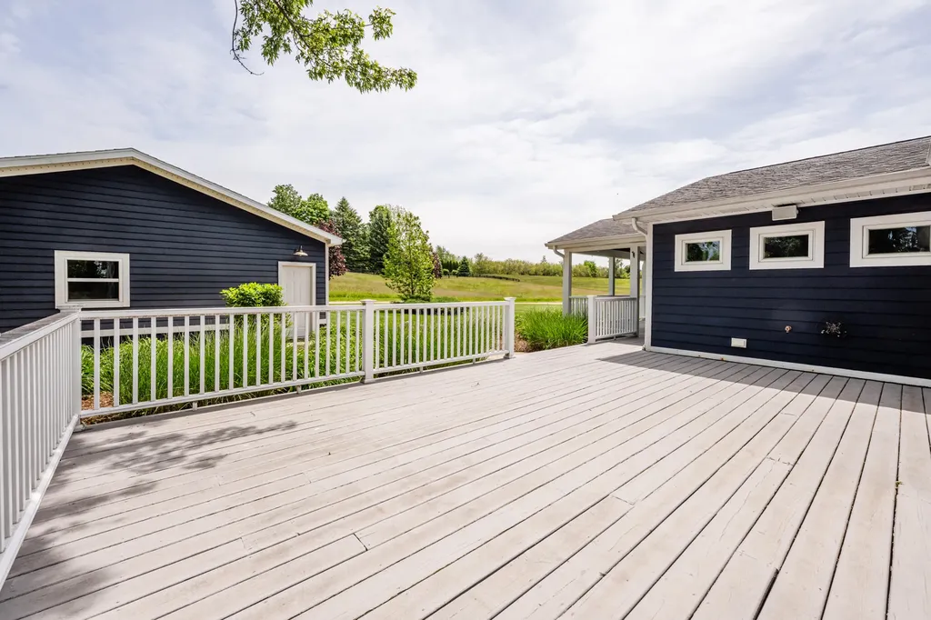 4980 Spring Creek Road Three Oaks Township MI 49128