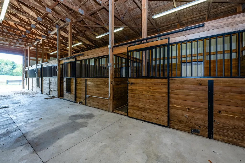 4980 Spring Creek Road Three Oaks Township MI 49128
