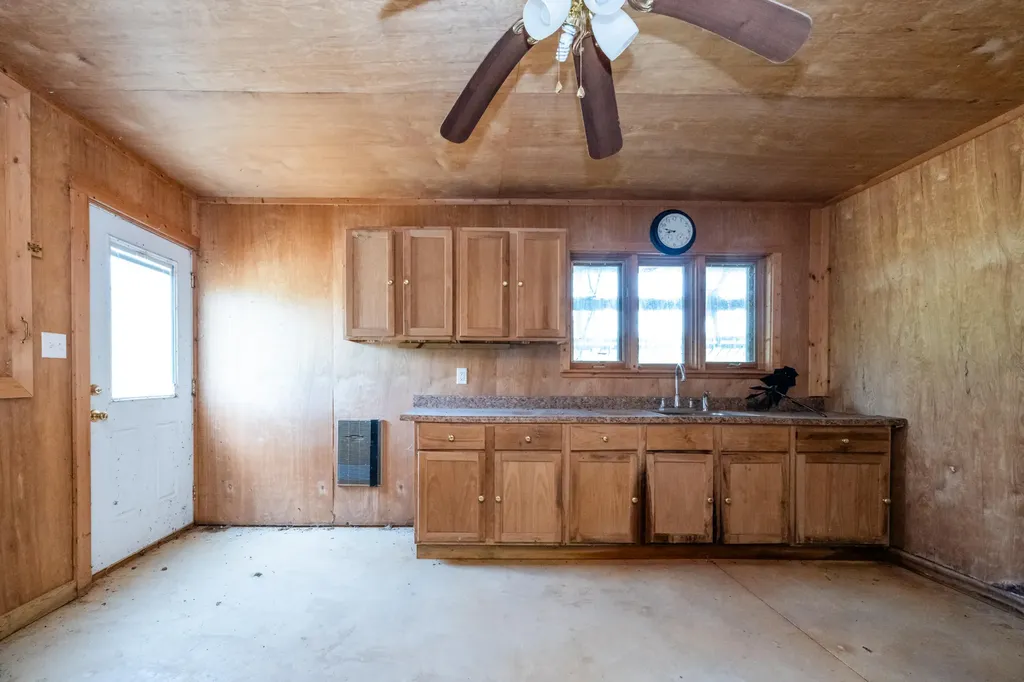 4980 Spring Creek Road Three Oaks Township MI 49128