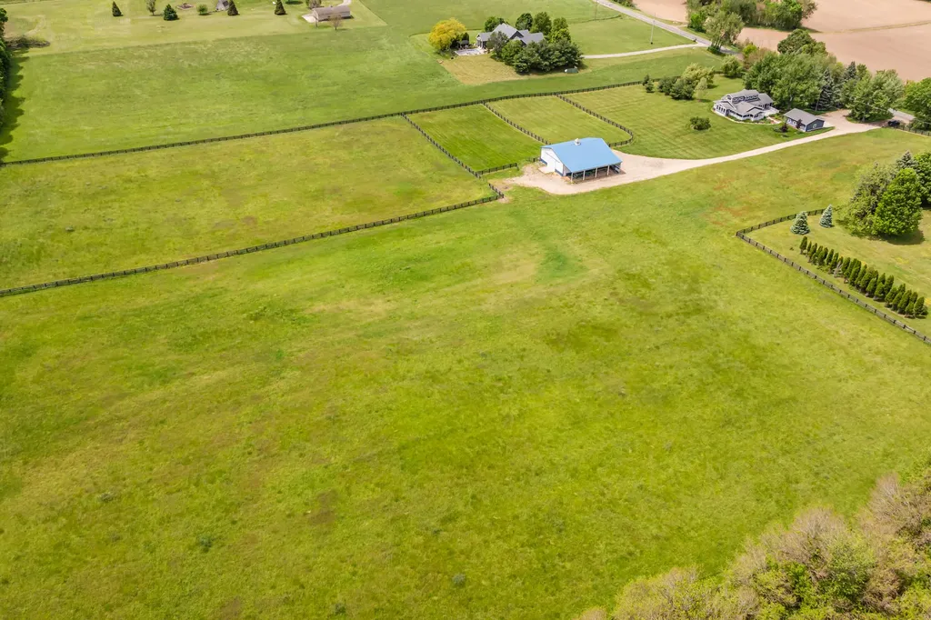 4980 Spring Creek Road Three Oaks Township MI 49128