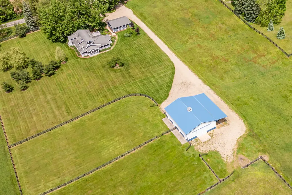4980 Spring Creek Road Three Oaks Township MI 49128