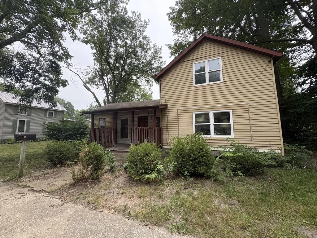 212 W South Street Hartford City MI 49057