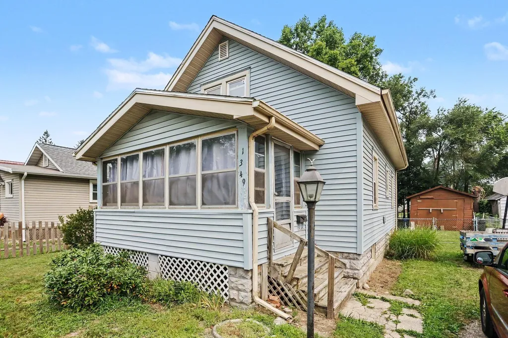 1349 Hickory Street Niles City MI 49120