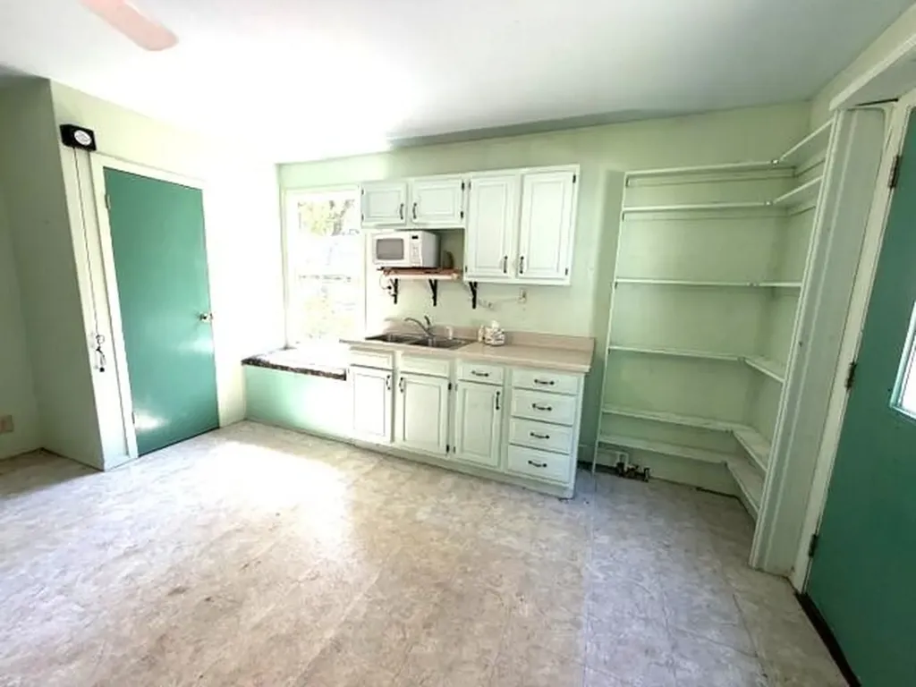 4084 Hartman Road Sodus Township MI 49126