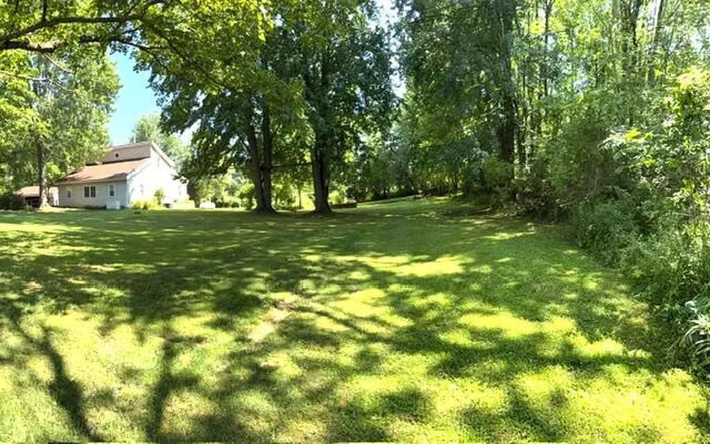 4084 Hartman Road Sodus Township MI 49126