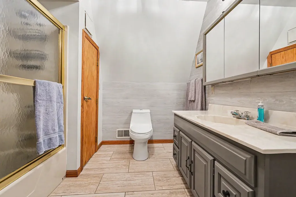 25862 Shore Drive Porter Township MI 49065