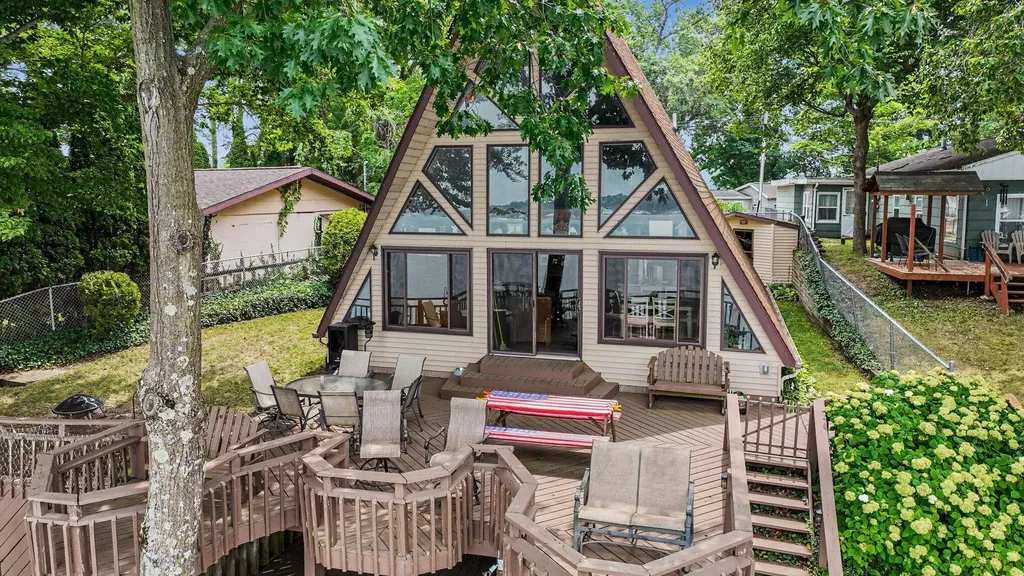 25862 Shore Drive Porter Township MI 49065