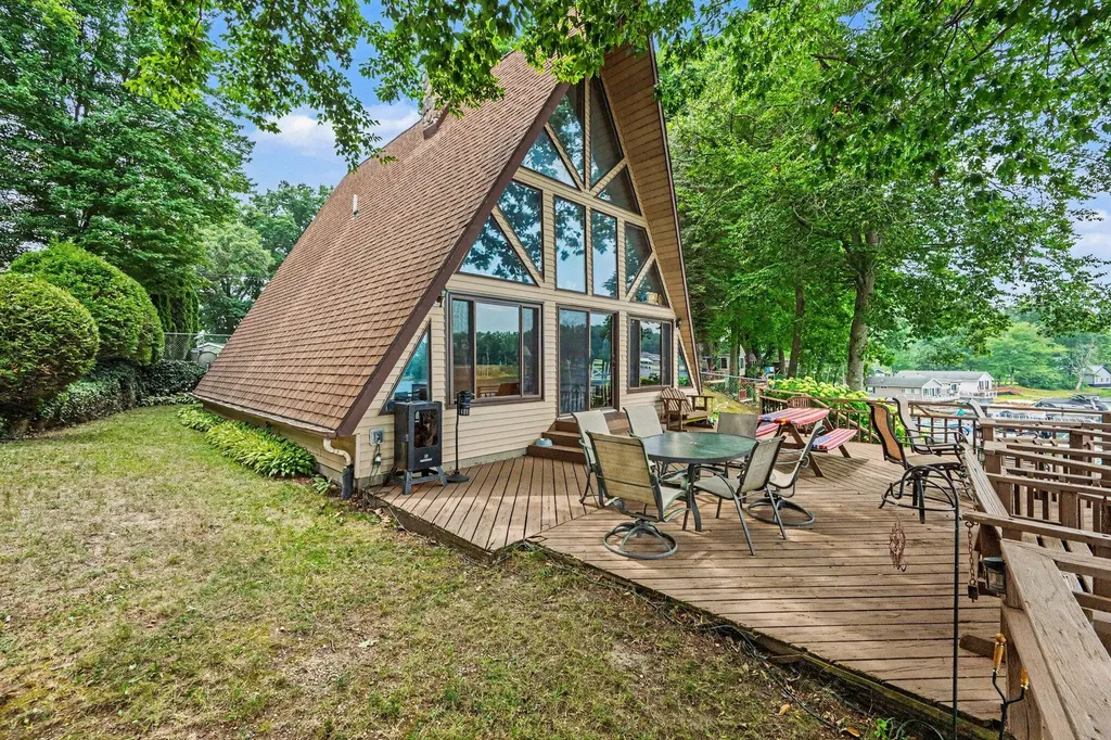 25862 Shore Drive Porter Township MI 49065