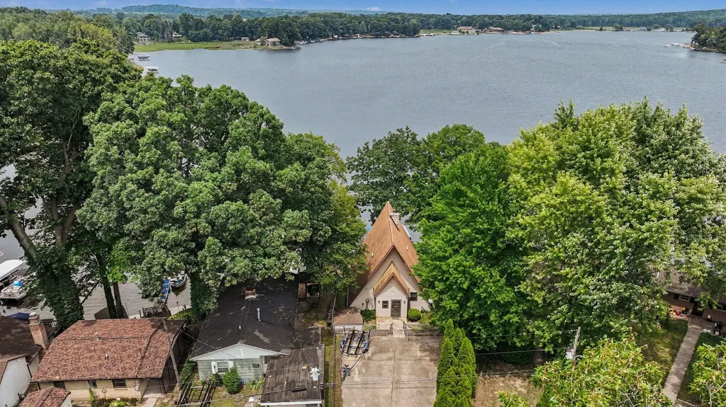 25862 Shore Drive Porter Township MI 49065