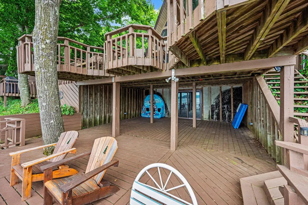 25862 Shore Drive Porter Township MI 49065