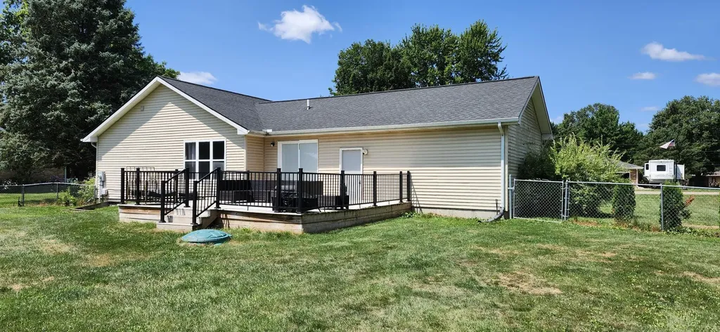 1715 Holiday Drive Howard Township MI 49120