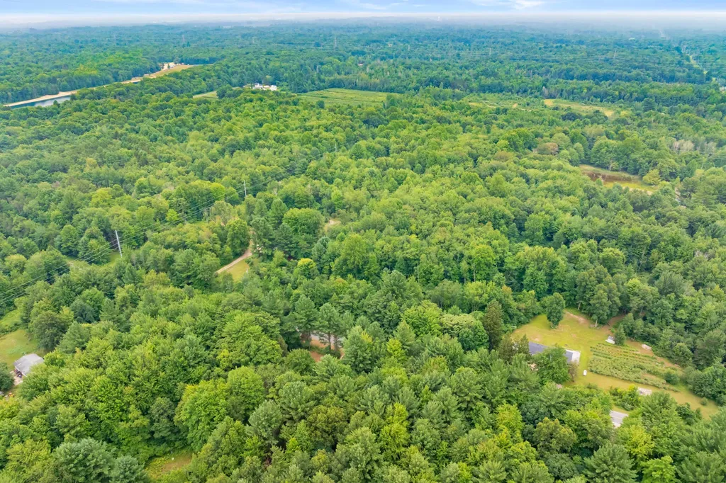 75583 24th Avenue Covert Township MI 49090