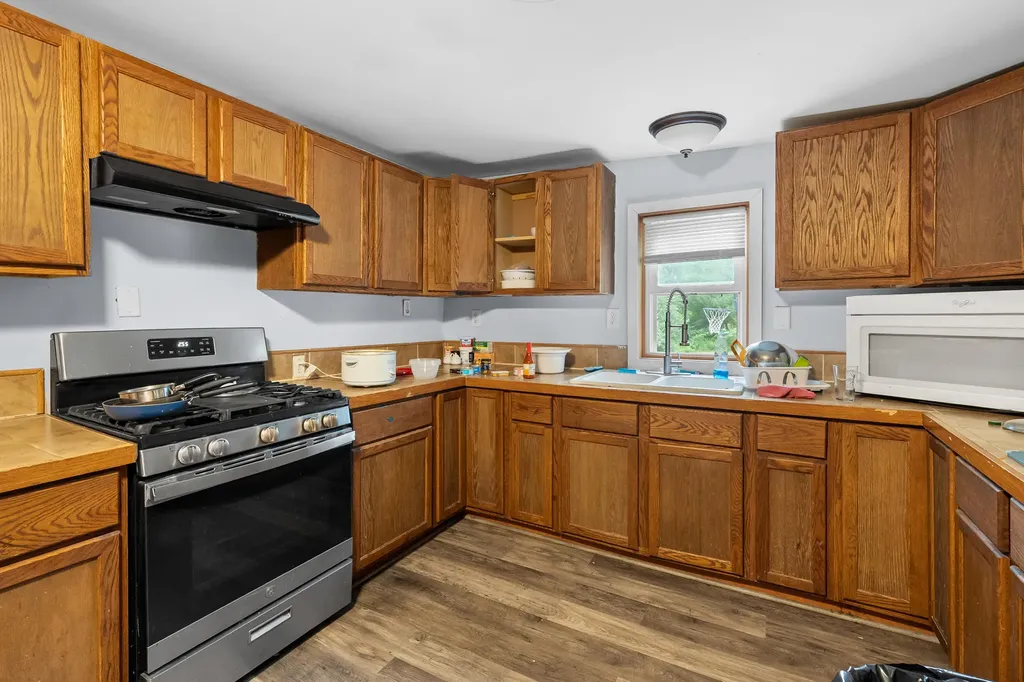 75583 24th Avenue Covert Township MI 49090