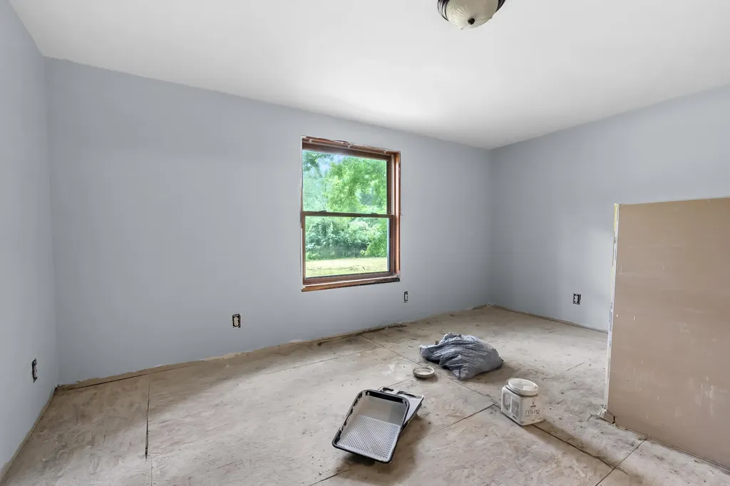 75583 24th Avenue Covert Township MI 49090