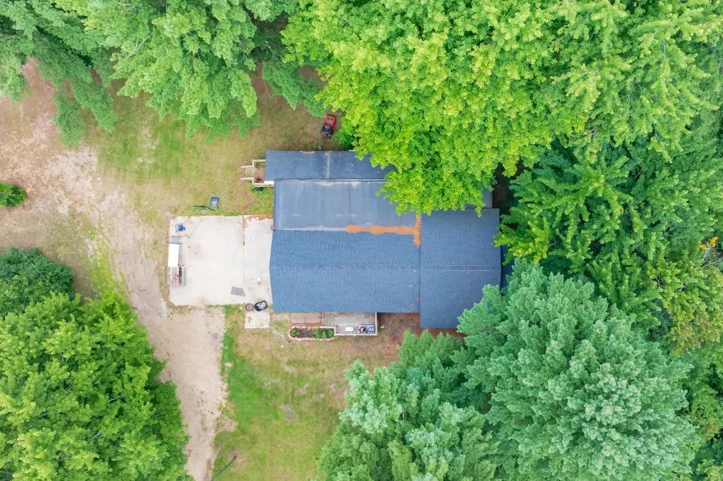 75583 24th Avenue Covert Township MI 49090