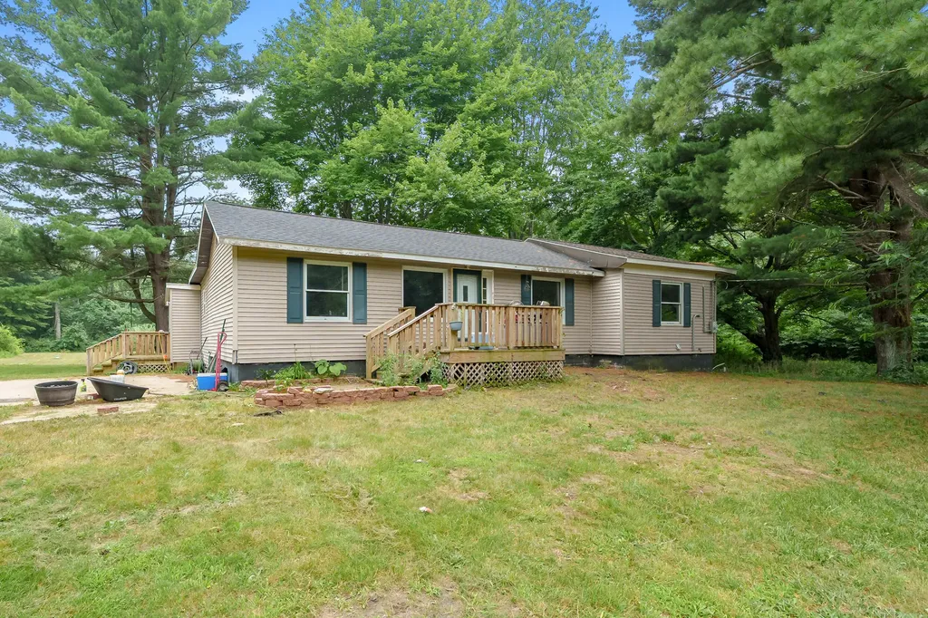 75583 24th Avenue Covert Township MI 49090