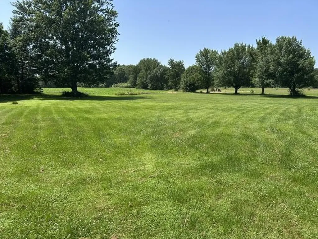 1984 Greenly Avenue Benton Charter Township MI 49022