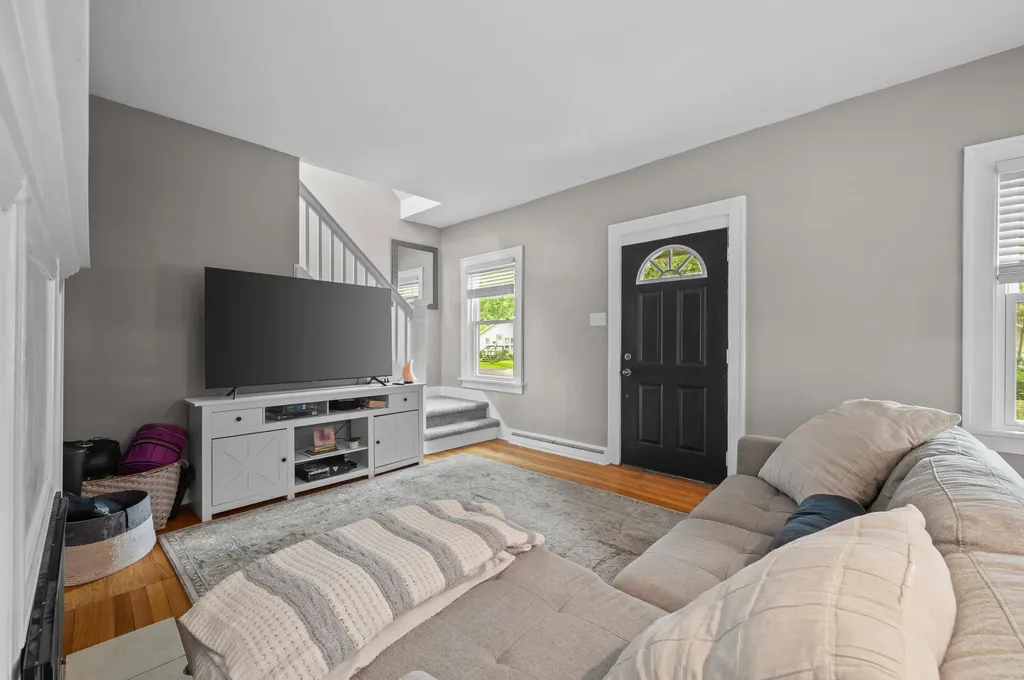 1607 Hickory Street Niles City MI 49120