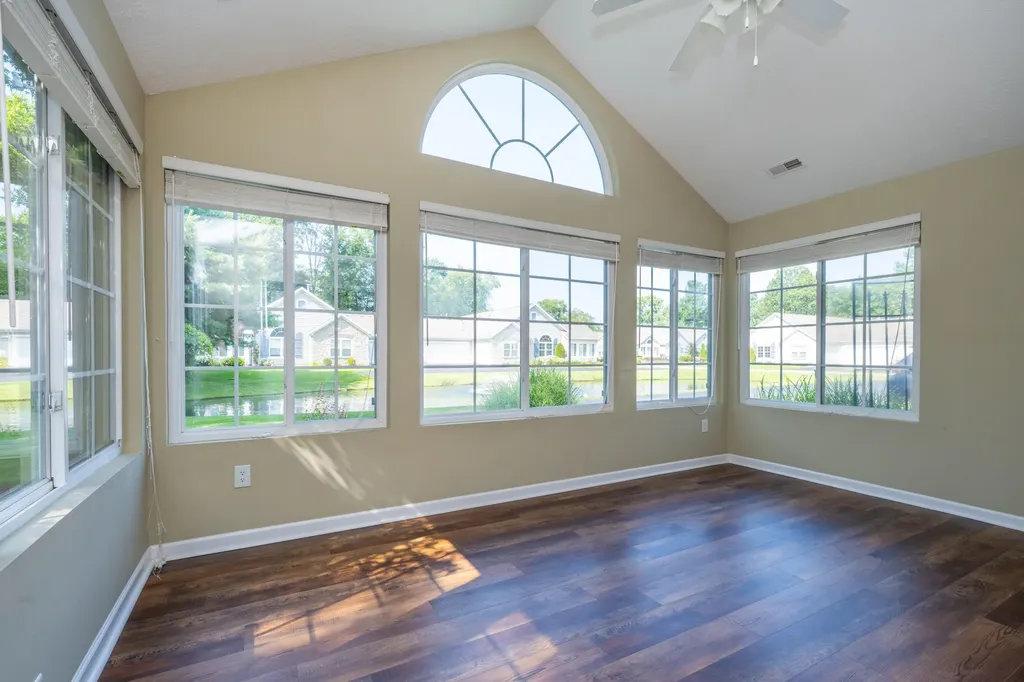 2822 Villa Lane Sodus Township MI 49022
