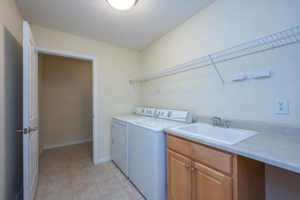 2822 Villa Lane Sodus Township MI 49022