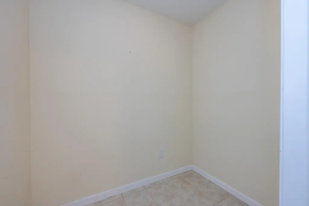 2822 Villa Lane Sodus Township MI 49022