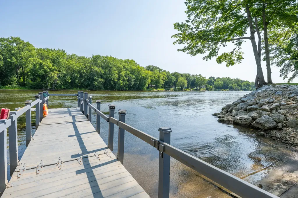 2822 Villa Lane Sodus Township MI 49022