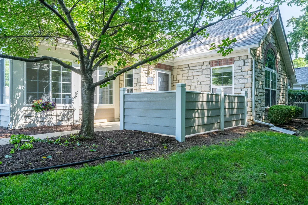 2822 Villa Lane Sodus Township MI 49022