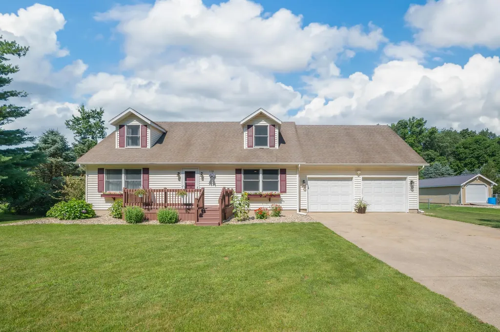 1136 Carberry Road Howard Township MI 49120