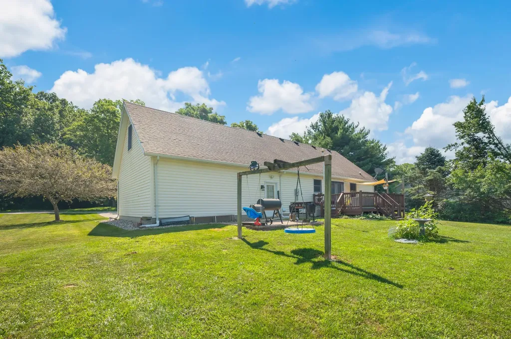 1136 Carberry Road Howard Township MI 49120