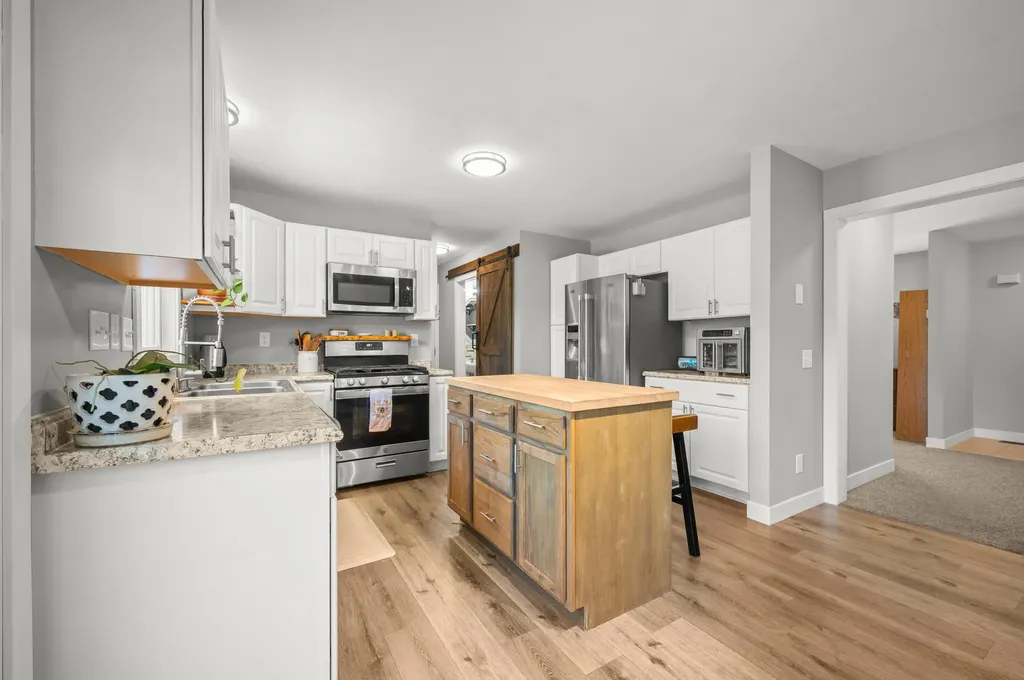 1136 Carberry Road Howard Township MI 49120