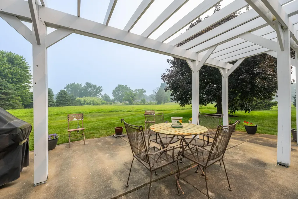 103 Bridle Path Lane Niles Township MI 49120