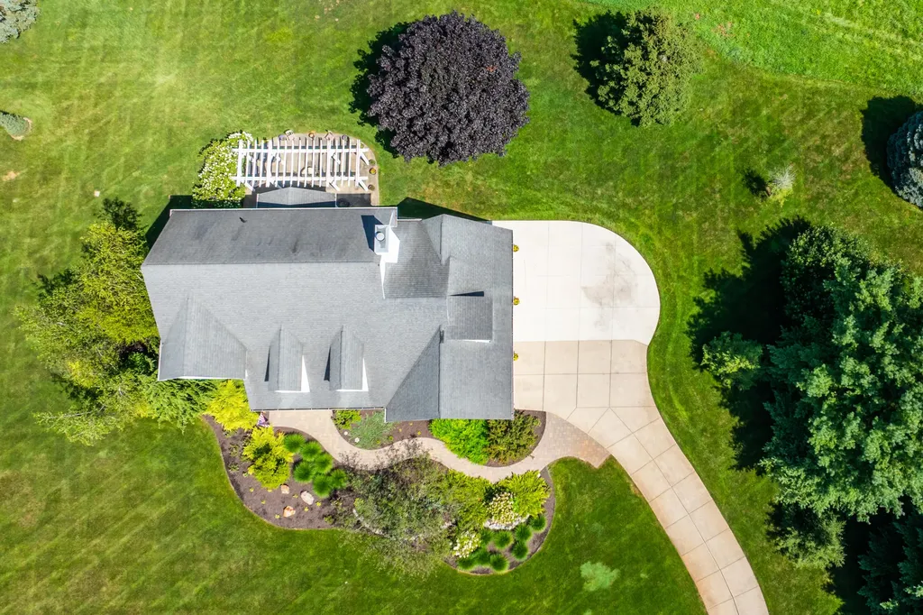 103 Bridle Path Lane Niles Township MI 49120