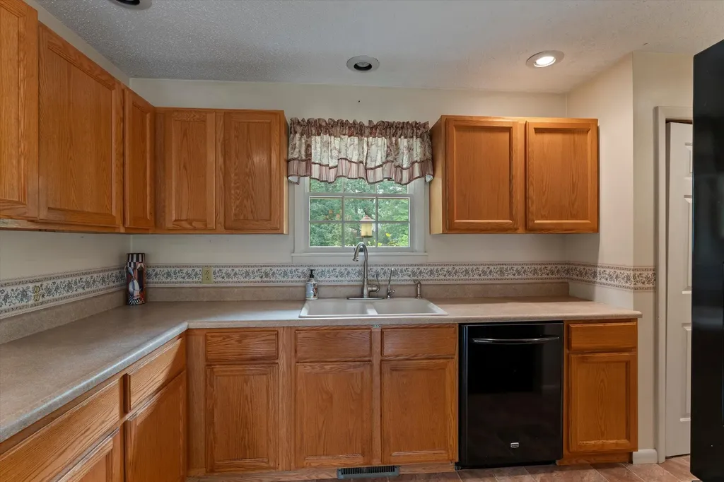 29184 Water Street Pokagon Township MI 49047