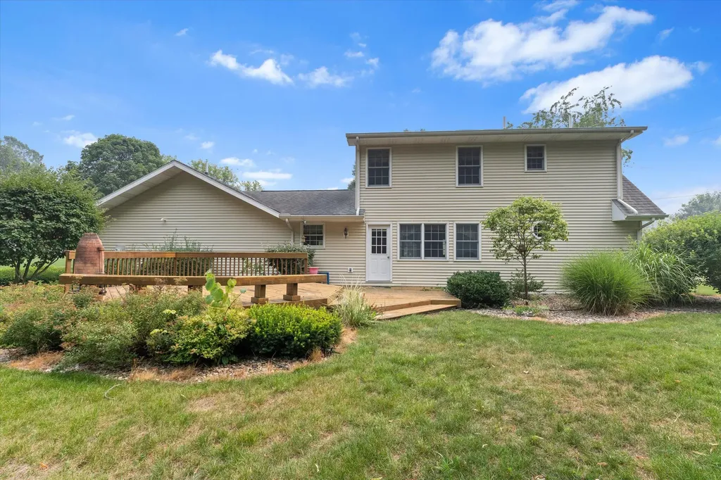 29184 Water Street Pokagon Township MI 49047