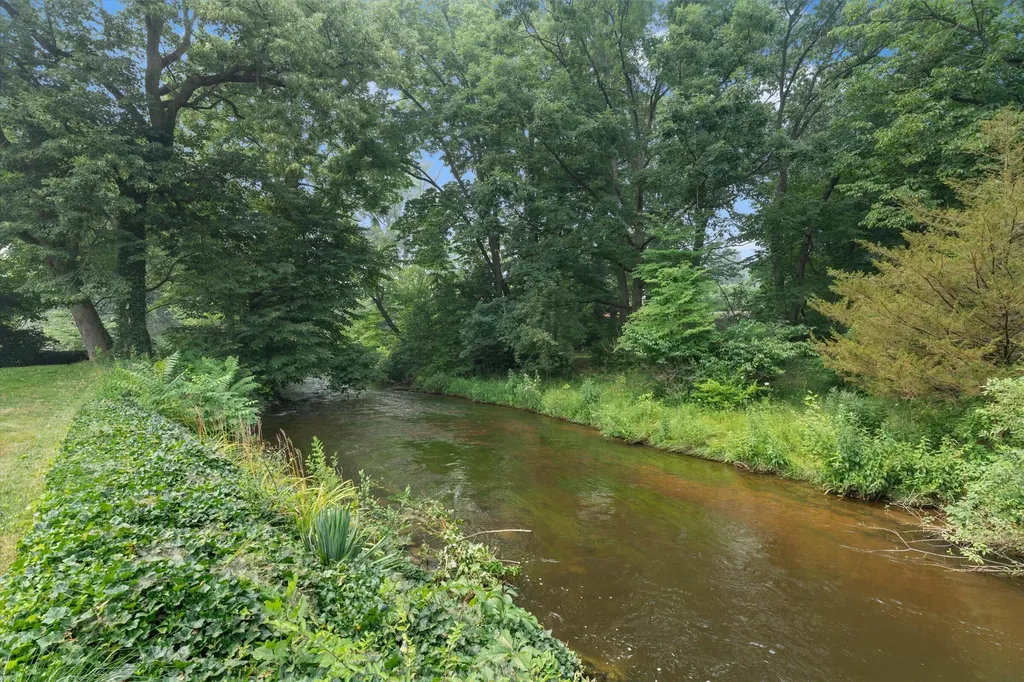 29184 Water Street Pokagon Township MI 49047