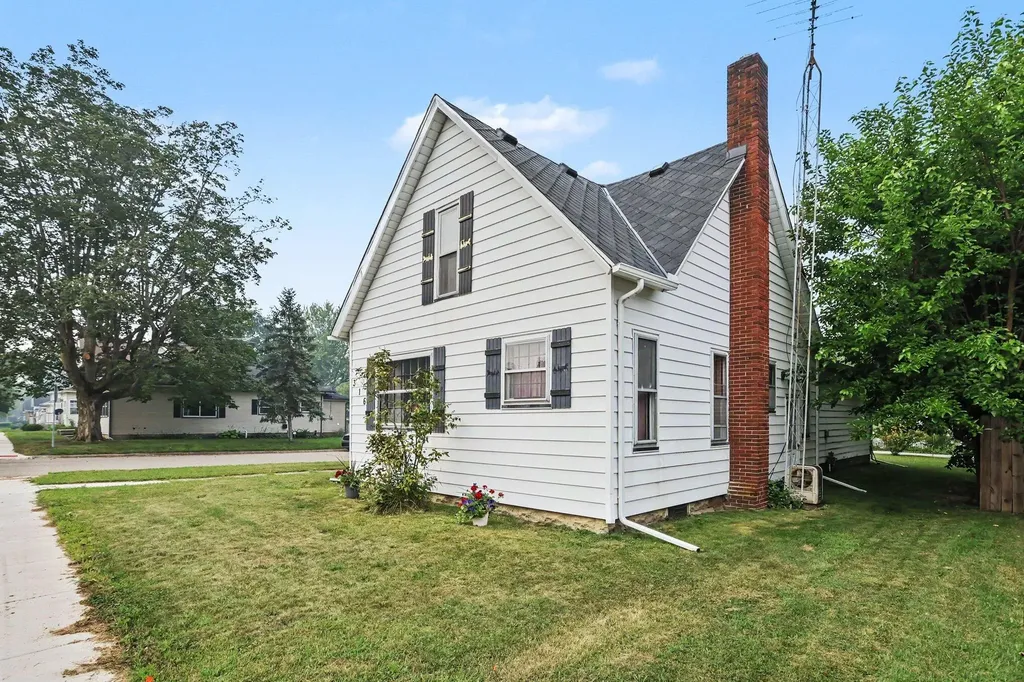 316 Magnolia Street Three Oaks Village MI 49128