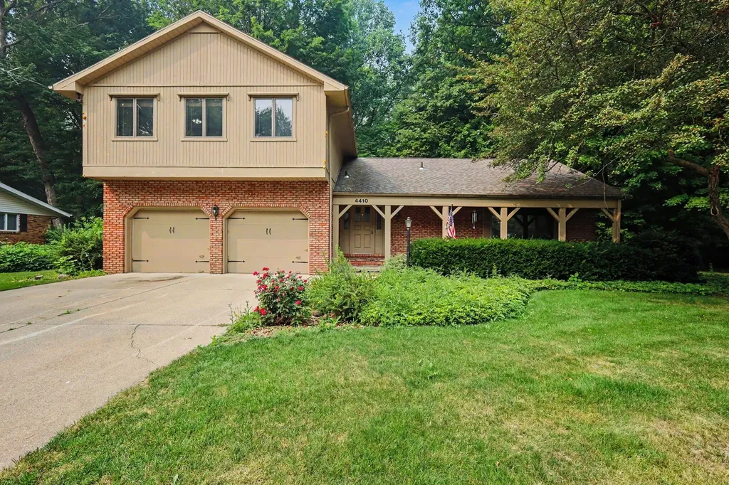 4410 Laurel Drive Royalton Township MI 49085