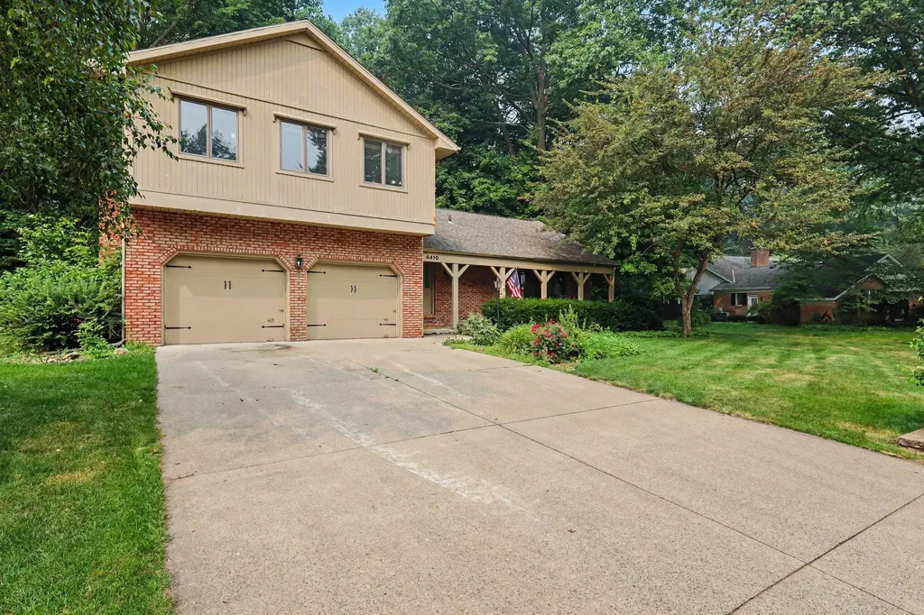 4410 Laurel Drive Royalton Township MI 49085