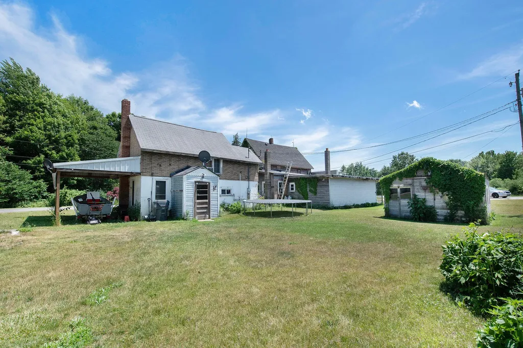 68022 Michigan 43 Geneva Township MI 49090