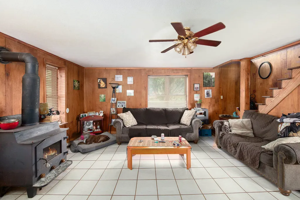 68022 Michigan 43 Geneva Township MI 49090
