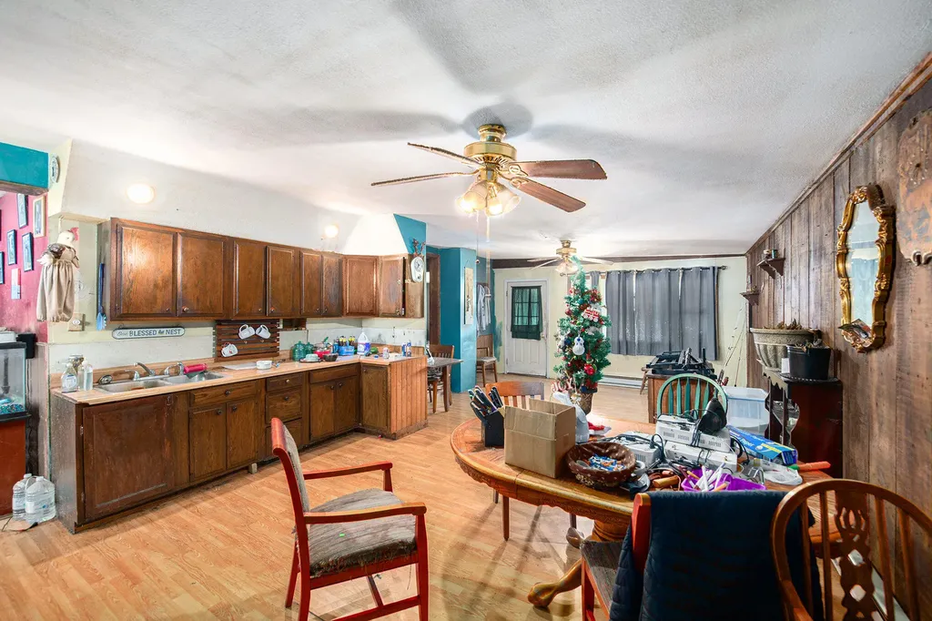 68022 Michigan 43 Geneva Township MI 49090