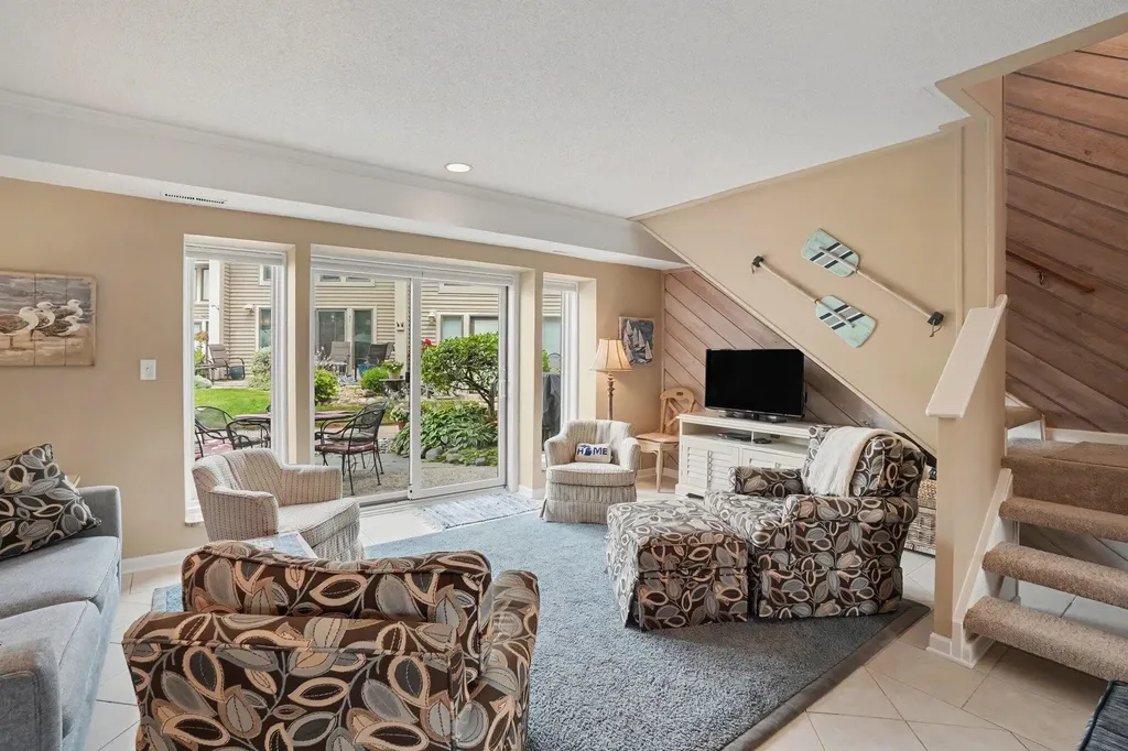 69 North Shore Drive South Haven City MI 49090