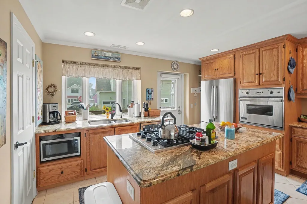 69 North Shore Drive South Haven City MI 49090