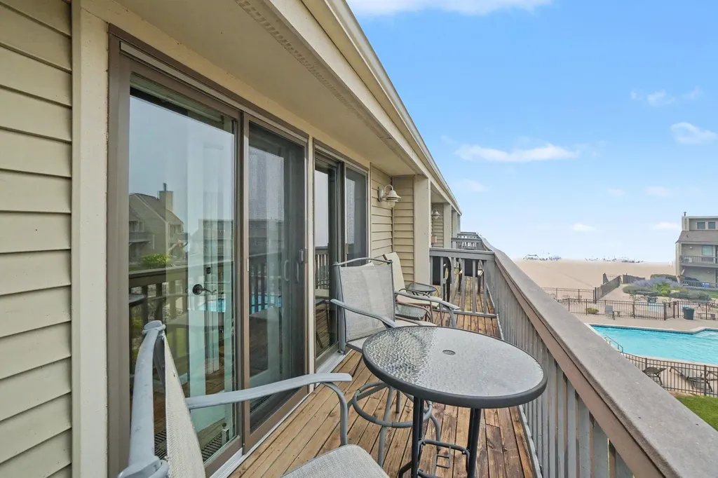 69 North Shore Drive South Haven City MI 49090